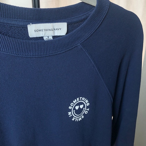 SOMETHING NAVY smiley face crewneck sweater - Picture 4 of 5